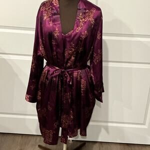 Morgan Taylor Deep Purple Good Floral Robe Nightgown Matching Set Size 1X/XXL